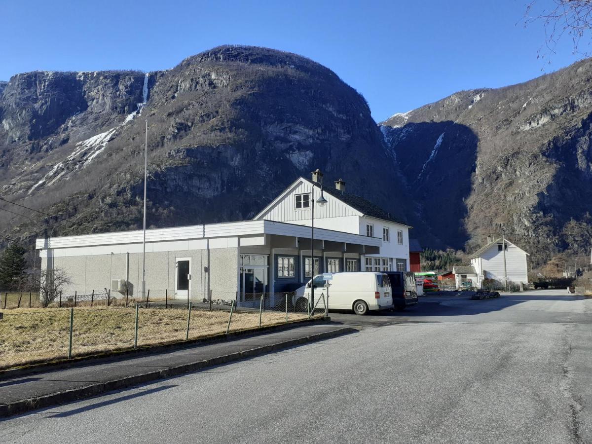 Adventure Hotel & Guesthouse Eidfjord New מראה חיצוני תמונה